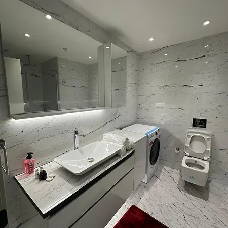 Luxury Family-balcony