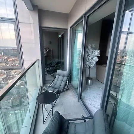 Luxury Family-balcony *